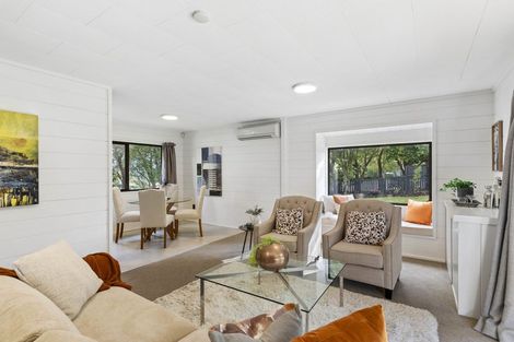 Photo of property in 2 Gosford Drive, Botany Downs, Auckland, 2010