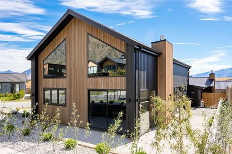 Photo of property in 42 Muster Road, Jacks Point, 9371