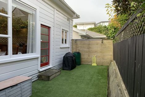 Photo of property in 37b Kenya Street, Ngaio, Wellington, 6035