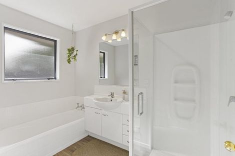 Photo of property in 40 Panckhurst Drive, Woodend, 7610