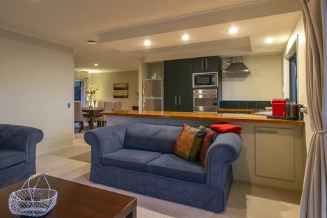 Photo of property in 6 Carpentras Way, Nukuhau, Taupo, 3330