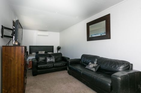 Photo of property in 17 Buckingham Street, Whakatu, Hastings, 4102