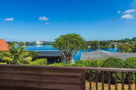 Photo of property in 308 Hurstmere Road, Takapuna, Auckland, 0622