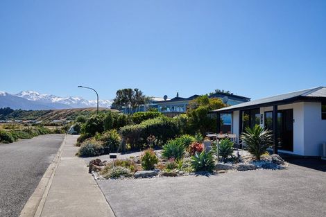 Photo of property in 4 Moa Road, South Bay, Kaikoura, 7300