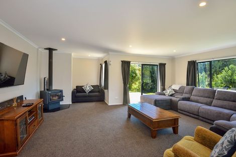 Photo of property in 35 Waikokopu Road, Nuhaka, 4198