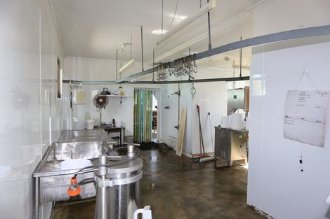 Photo of property in 25 Library Road, Te Karaka, 4022