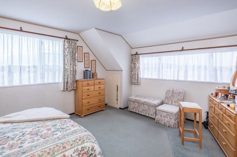 Photo of property in 2 Awanui Drive, Waikanae, 5036