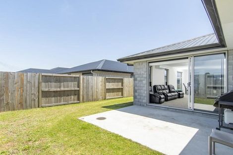 Photo of property in 39 Taioma Close, Papamoa, 3118
