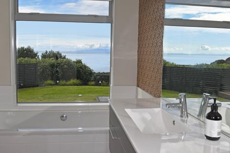 Photo of property in 22 Wonderview Road, Leigh, 0985