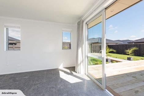 Photo of property in 18 Hart Road, Hauraki, Auckland, 0622