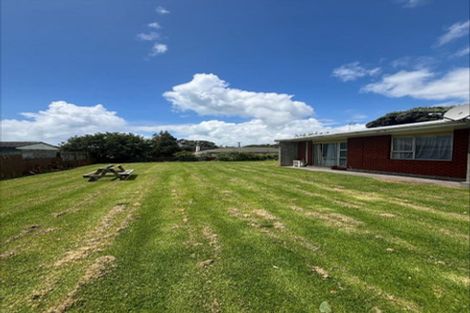 Photo of property in 20 Mouatt Street, Waitara, 4320