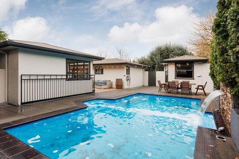 Photo of property in 74 College Street, Awapuni, Palmerston North, 4412