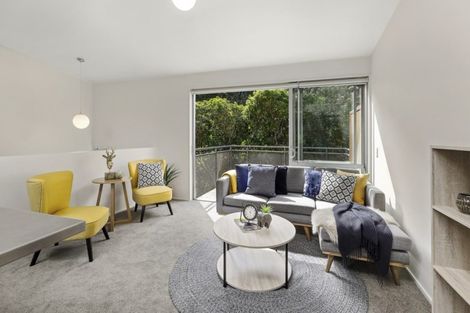 Photo of property in 2/2 Onslow Road, Khandallah, Wellington, 6035