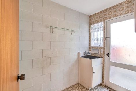 Photo of property in 1a Saltash Street, Upper Vogeltown, New Plymouth, 4310