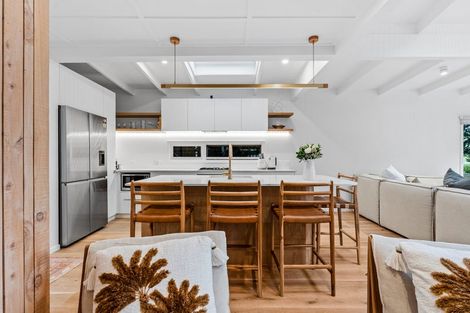 Photo of property in 74 Clinton Road, Tawharanui Peninsula, Matakana, 0986