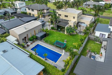 Photo of property in 101 Leighton Road, Whangamata, 3620