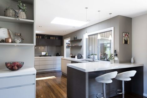 Photo of property in 5 Elimar Drive, Sunnyhills, Auckland, 2010