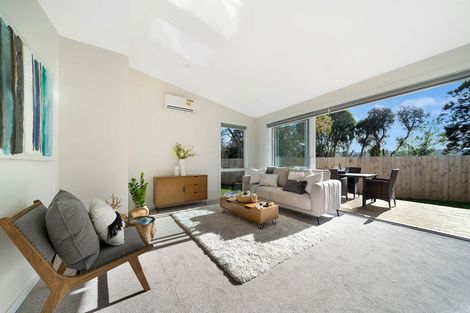 Photo of property in 398 Main Road, Huapai, Kumeu, 0810