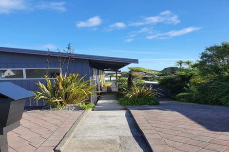 Photo of property in 8 Toporoa View, Ascot Park, Porirua, 5024