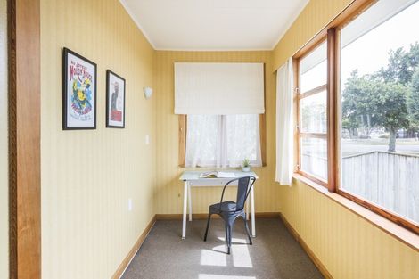 Photo of property in 73 Havill Street, Takaro, Palmerston North, 4410