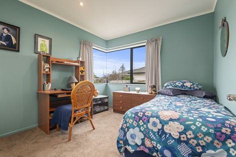 Photo of property in 9 Brookside Close, Highbury, Palmerston North, 4412