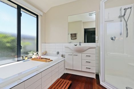 Photo of property in 1033 Reka Street, Akina, Hastings, 4122