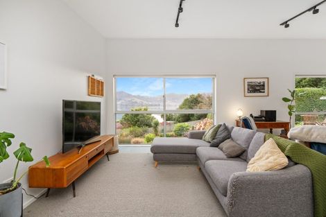 Photo of property in 35 Waikana Street, Broad Bay, Dunedin, 9014
