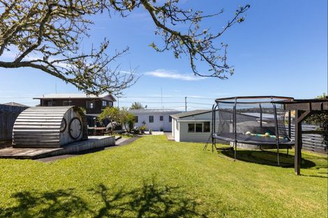 Photo of property in 63 Brightside Road, Stanmore Bay, Whangaparaoa, 0932