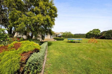 Photo of property in 1048 Normanby Road, Manaia, Hawera, 4678