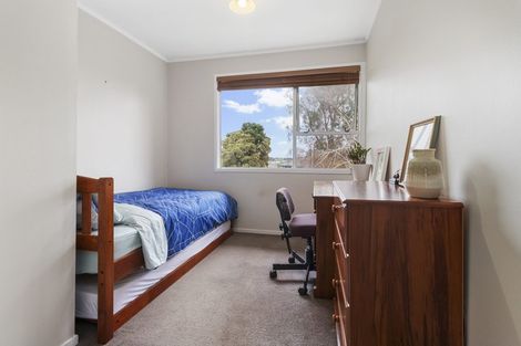 Photo of property in 1/12 Steen Place, Mangere Bridge, Auckland, 2022