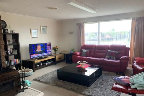 Photo of property in 10 Moa Place, Gore, 9710