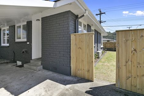 Photo of property in 35 Percy Cameron Street, Avalon, Lower Hutt, 5011