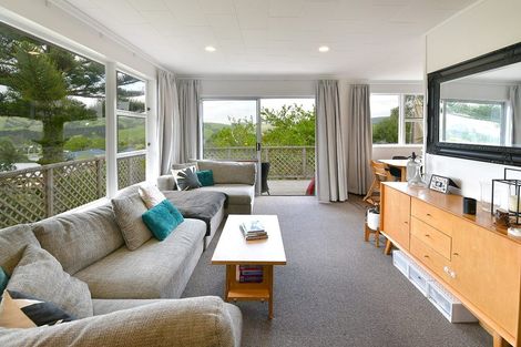 Photo of property in 41 Rautawhiri Road, Helensville, 0800