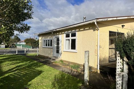 Photo of property in 27 Thyra Street, Dannevirke, 4930