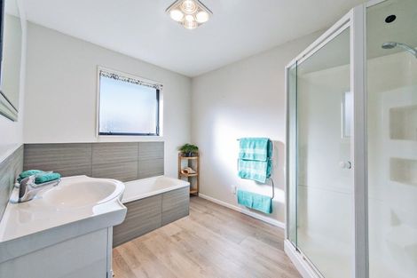 Photo of property in 13 Brooker Place, Kirwee, Darfield, 7571