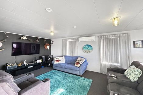 Photo of property in 64 Dunbeath Crescent, Kew, Invercargill, 9812