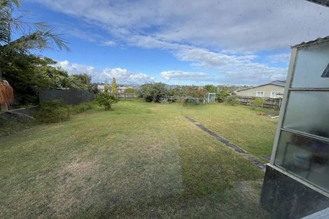 Photo of property in 676 Te Atatu Road, Te Atatu Peninsula, Auckland, 0610