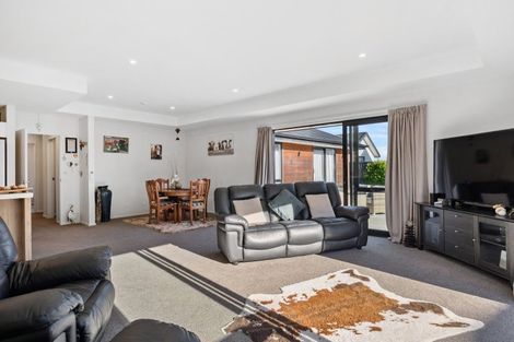 Photo of property in 27 Anderton Crescent, Mosgiel, 9024