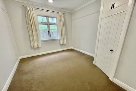 Photo of property in 73 Majoribanks Street, Mount Victoria, Wellington, 6011