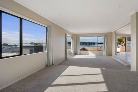 Photo of property in 48 The Esplanade, Omokoroa, 3114