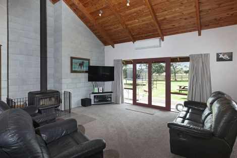 Photo of property in 492 Oxford Road, Fernside, Rangiora, 7471