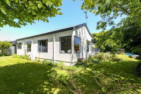 Photo of property in 437 Carrington Street, Upper Vogeltown, New Plymouth, 4310