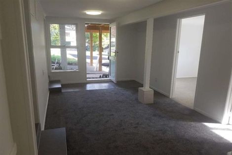 Photo of property in 6 Tawavale Crescent, Totara Vale, Auckland, 0629