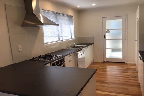 Photo of property in 2/17 Tristram Avenue, Forrest Hill, Auckland, 0620