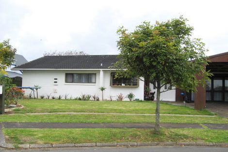 Photo of property in 5 Feltwell Place, Mangere Bridge, Auckland, 2022