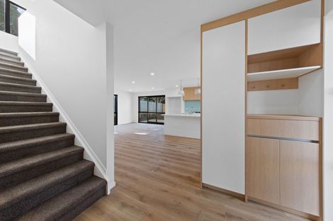 Photo of property in 12 Finn Place, Mount Wellington, Auckland, 1060