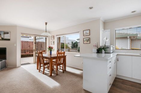 Photo of property in 4b Kowhai Street, Tauranga South, Tauranga, 3112