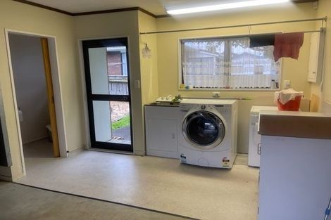 Photo of property in 2/35 Collingwood Street, Waterloo, Lower Hutt, 5011