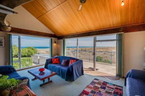 Photo of property in 65 Hillview Road, Birdlings Flat, Little River, 7591