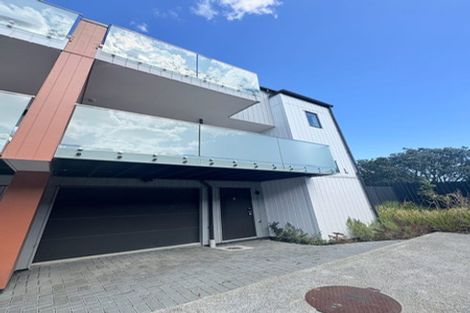 Photo of property in 20f Gilliam Street, New Lynn, Auckland, 0600